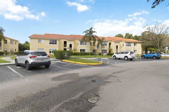 3 of 26 - 12760 Vista #724, Sunrise, FL