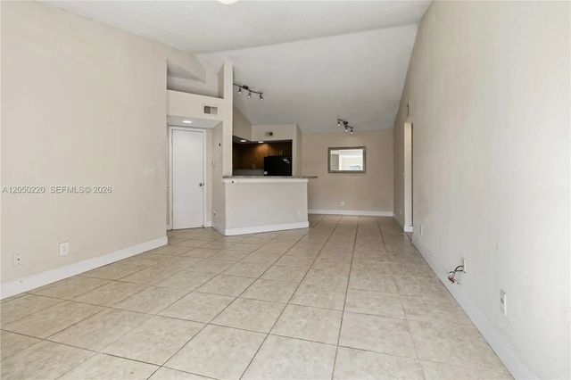5 of 26 - 12760 Vista #724, Sunrise, FL