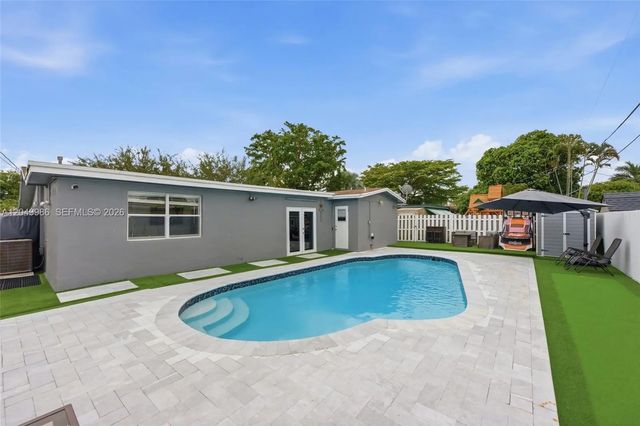9771 Nw 24th Place, Sunrise