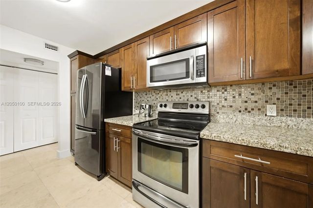 2 of 29 - 3440 Ne 192nd Street #1p-a, Aventura, FL