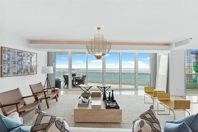 1643 Brickell Avenue #2805, Miami