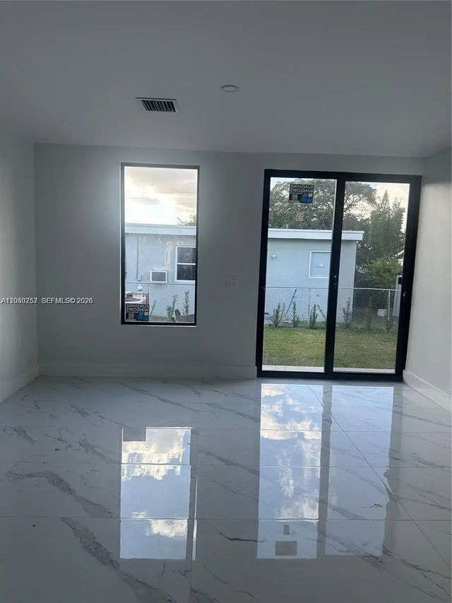 5 of 18 - 1220/1230 Nw 5th Court, Florida City, FL