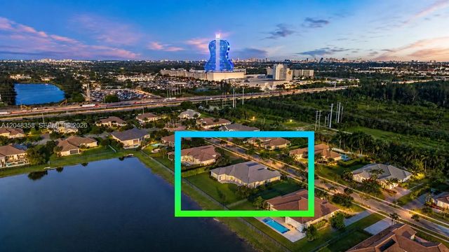 5 of 61 - 5301 S Sterling Ranch Circle, Davie, FL