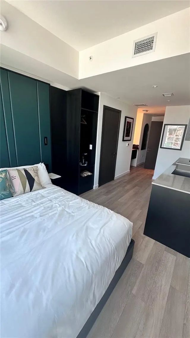 2 of 9 - 20 Ne 11 Street #2212a, Miami, FL