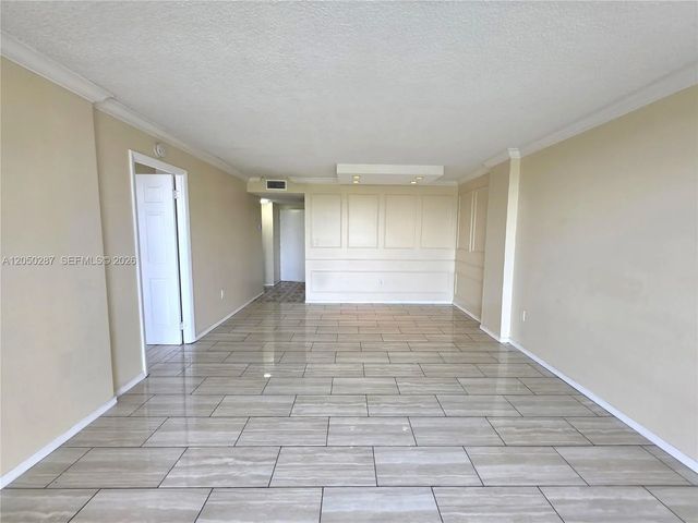 2 of 15 - 15600 Nw 7th Avenue #511, Miami, FL