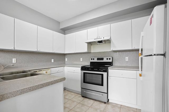 4 of 38 - 2019 Shoma Drive #178, Royal Palm Beach, FL