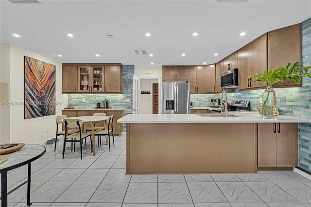 5 of 45 - 6952 Sw 149th Terrace, Palmetto Bay, FL