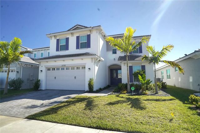 5770 Bristlecone Commoms, Westlake