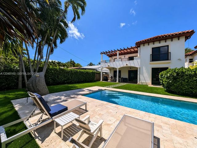 3 of 39 - 471 Sw 30th Road, Miami, FL