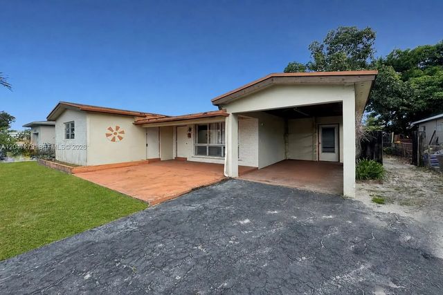 2 of 36 - 7912 Juniper Street, Miramar, FL
