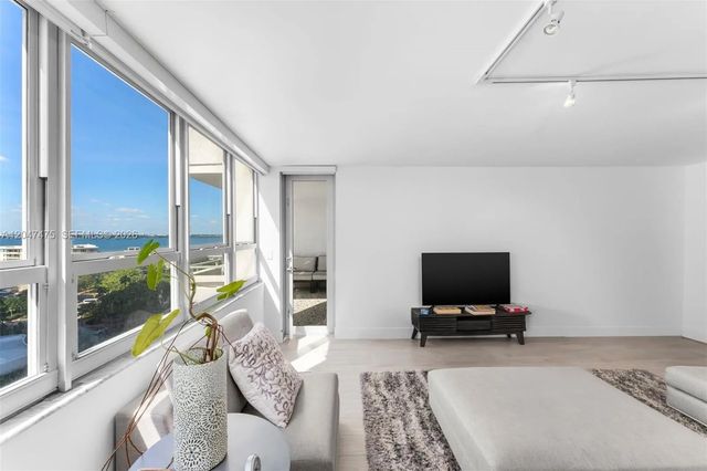 2 of 16 - 11 Island Avenue #1009, Miami Beach, FL