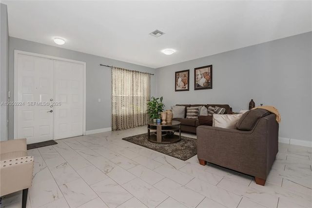 5 of 38 - 1834 Sw 152nd Way, Miramar, FL