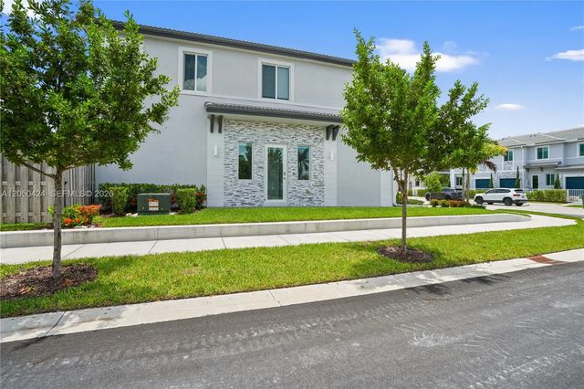 715 Se 15th Street #., Homestead