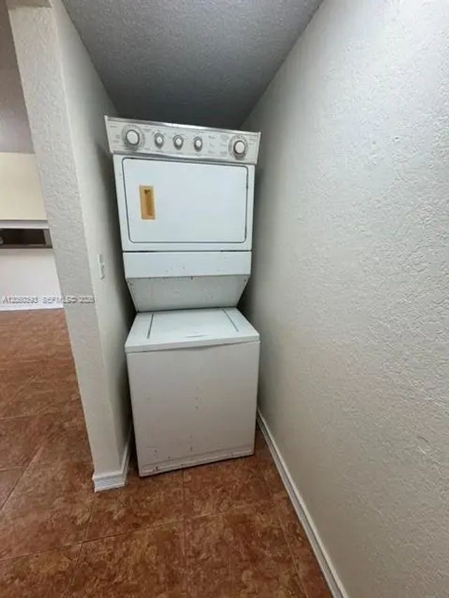 5 of 20 - 3396 Foxcroft Road #210, Miramar, FL