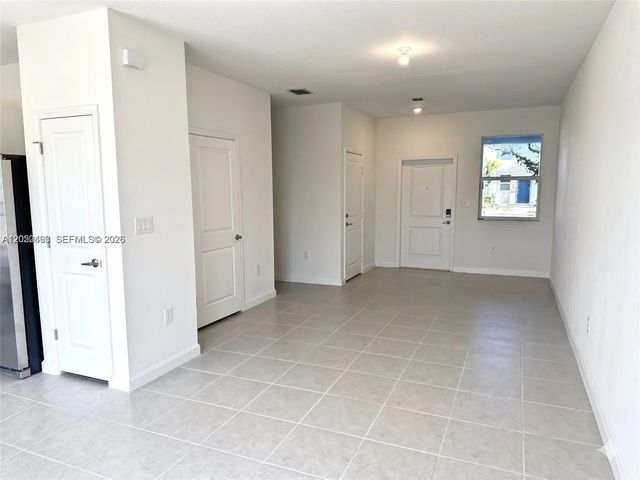 2 of 5 - 35912 Sw 179th Path, Homestead, FL
