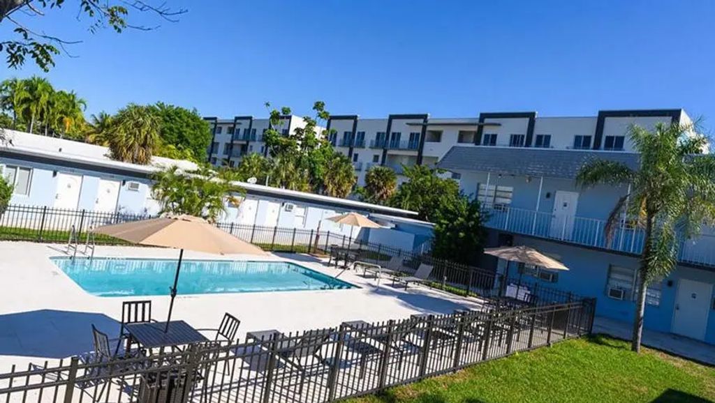 1020 N Victoria Park Road #12, Fort Lauderdale