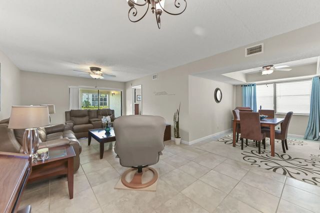 3 of 25 - 7618 Tahiti Lane #106, Lake Worth, FL