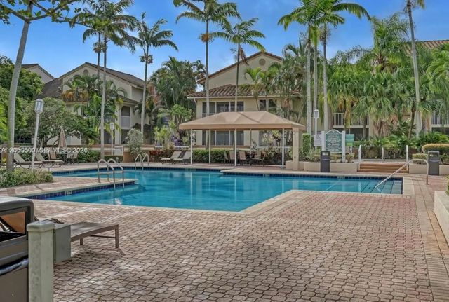 2 of 37 - 14208 Glenmoor Drive #14208, West Palm Beach, FL