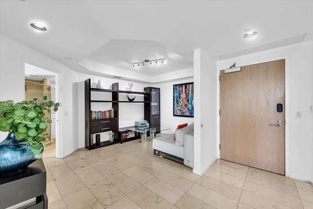 5 of 80 - 16400 Collins Avenue #342, Sunny Isles Beach, FL