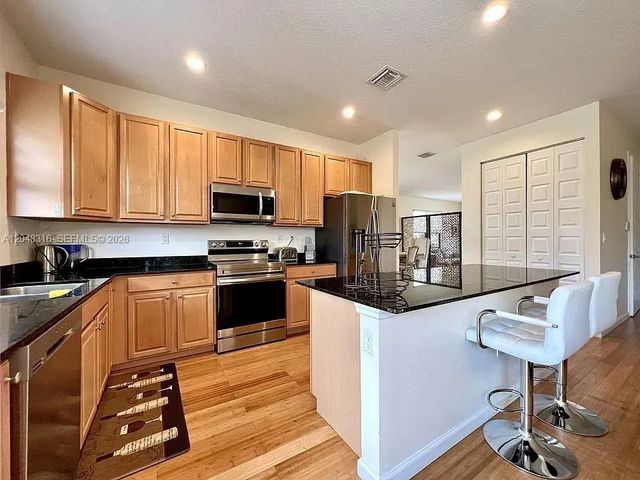 3 of 37 - 965 Ne 193rd Terrace, Miami, FL