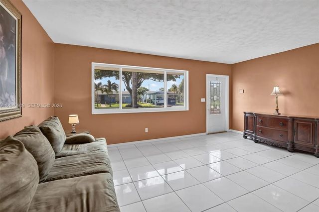 5 of 51 - 130 Nw 78th Avenue, Pembroke Pines, FL