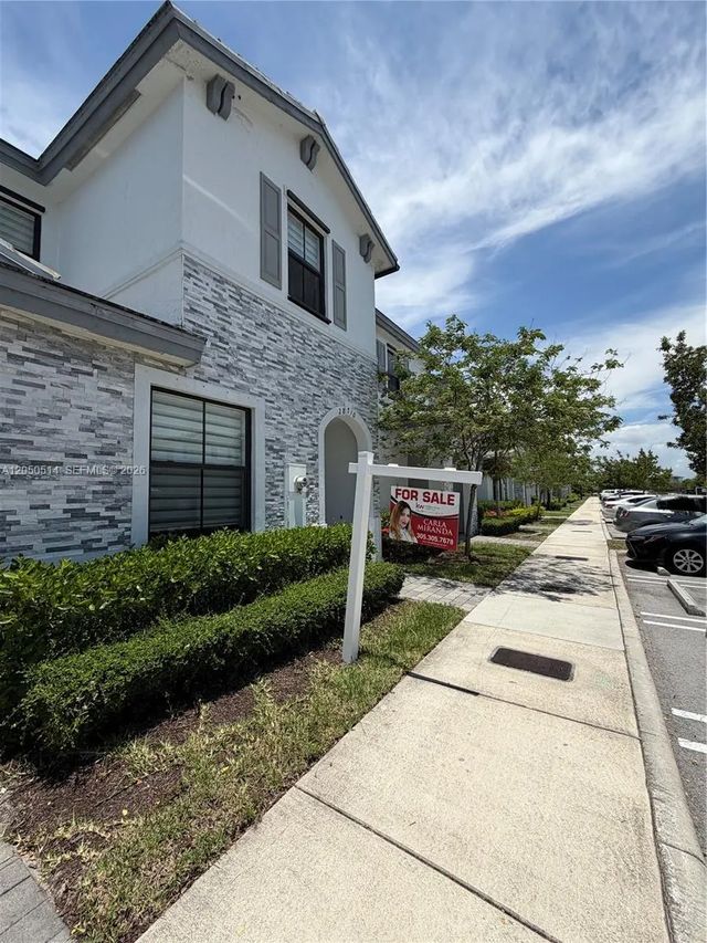 3 of 25 - 28710 Sw 133 Rd Court, Homestead, FL