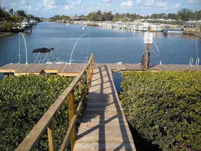 725 Hummingbird Way #210, North Palm Beach