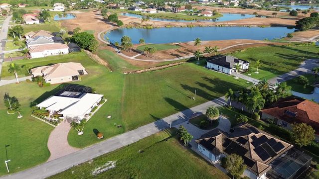 3 of 24 - 18001 Bluewater Drive, Naples, FL