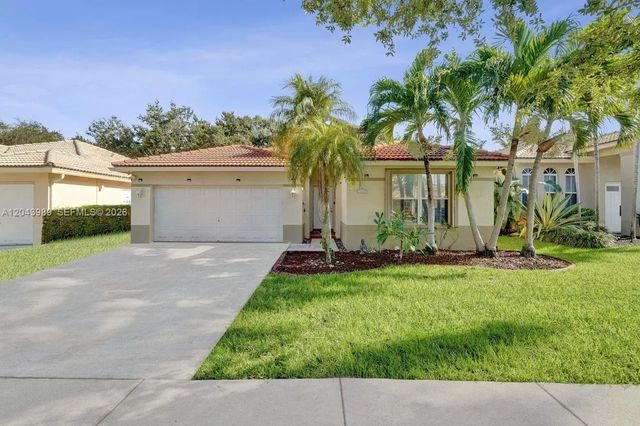 14003 N Cypress Cove Circle, Davie