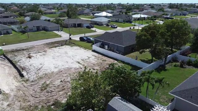 2 of 5 - 2713 Nw 5th Terrace, Cape Coral, FL