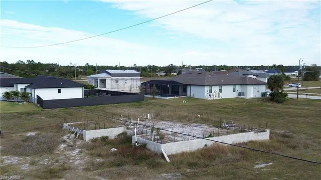 4 of 7 - 3939 Nw 41st Avenue, Cape Coral, FL