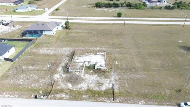 5 of 7 - 3939 Nw 41st Avenue, Cape Coral, FL
