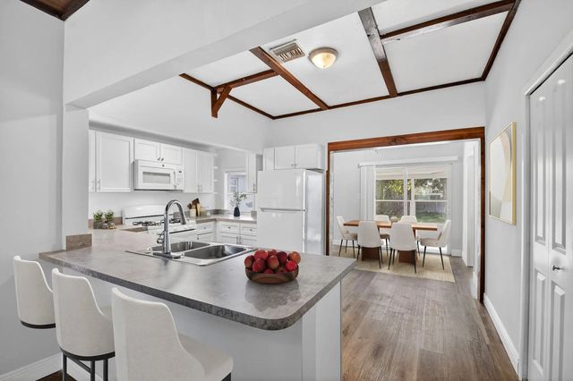 4 of 36 - 1006 S M Street, Lake Worth Beach, FL