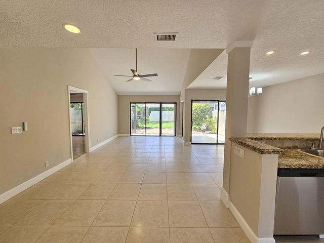 5 of 30 - 17200 Fownes Crescent, Jupiter, FL