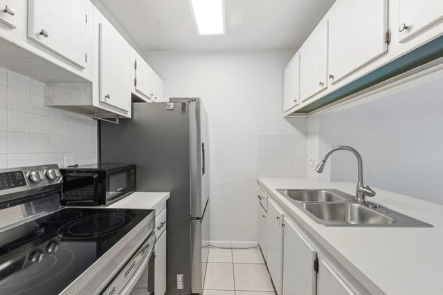4 of 20 - 1470 N Dixie Highway #43, Fort Lauderdale, FL