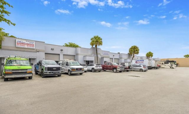 2 of 15 - 2693 W 76th Street #16, Hialeah, FL