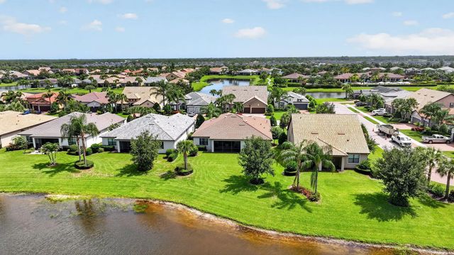 5 of 40 - 604 Se Monteiro Drive, Port St. Lucie, FL