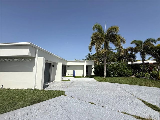2 of 46 - 4708 Bayberry Lane, Tamarac, FL