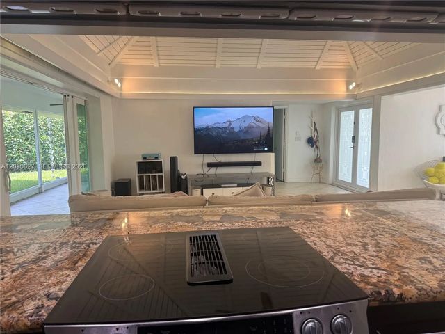 5 of 46 - 4708 Bayberry Lane, Tamarac, FL