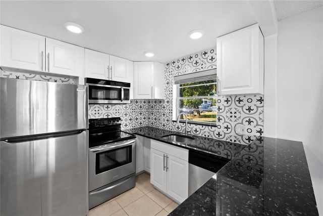 28 Prescott B #28, Deerfield Beach