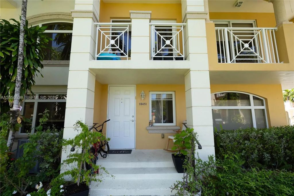 18451 Ne 27th Place, Aventura