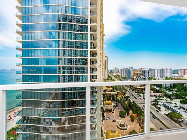 4 of 35 - 18001 Collins Avenue #1814, Sunny Isles Beach, FL
