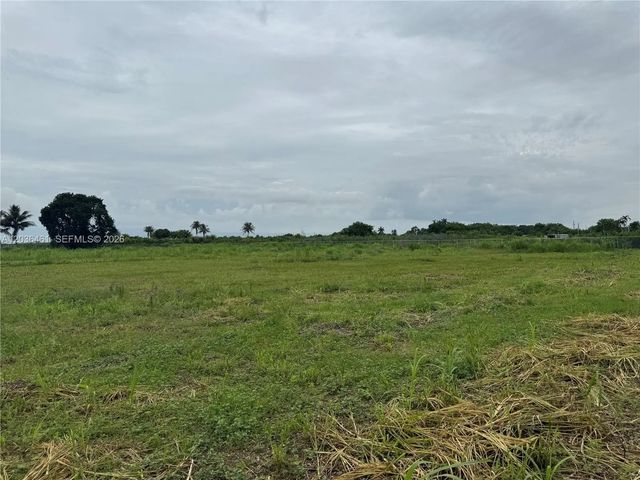 22600 Sw 207th Avenue, Miami