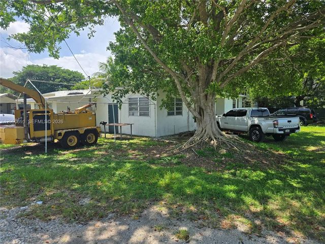 3 of 11 - 18140 Sw 108th Avenue, Miami, FL