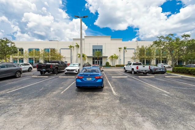 2000 Nw 150th Avenue #1110, Pembroke Pines