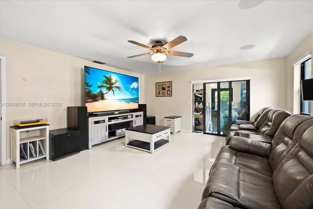 3 of 29 - 40 Nw 119th Street, Miami, FL