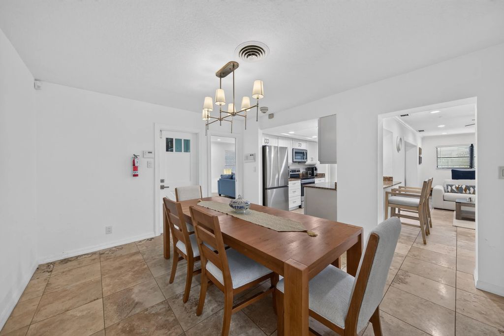 4431 Ne 28th Avenue, Lighthouse Point