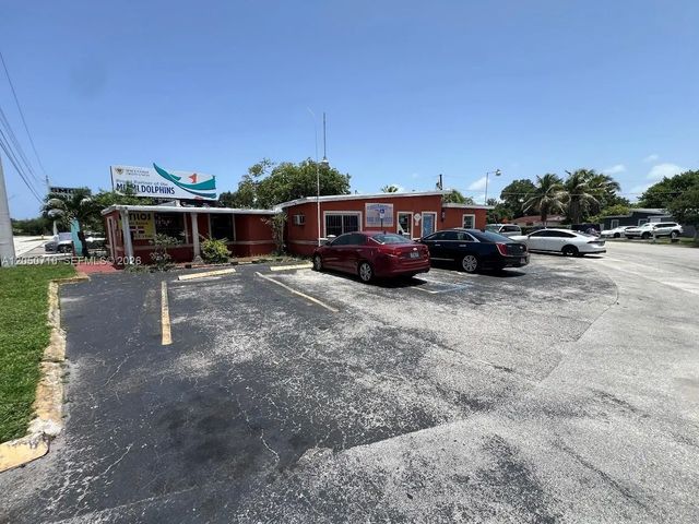 2 of 22 - 5720 W Hallandale Beach Boulevard, West Park, FL