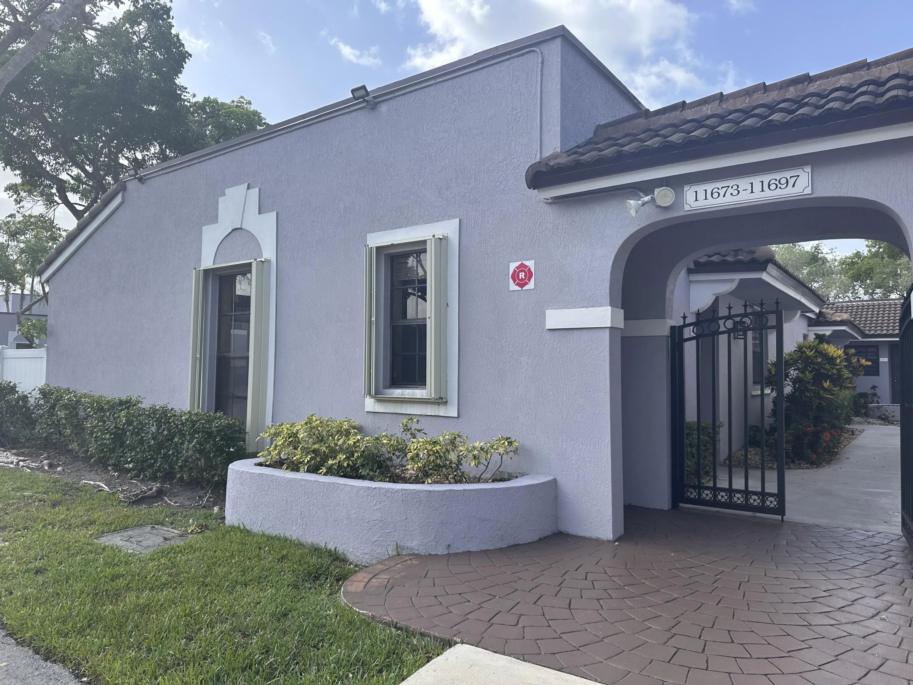 11673 Nw 11th Street, Pembroke Pines