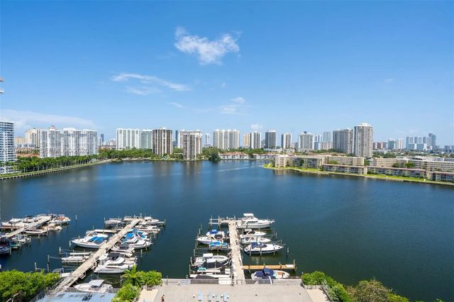 18041 Biscayne Boulevard #1404, Aventura